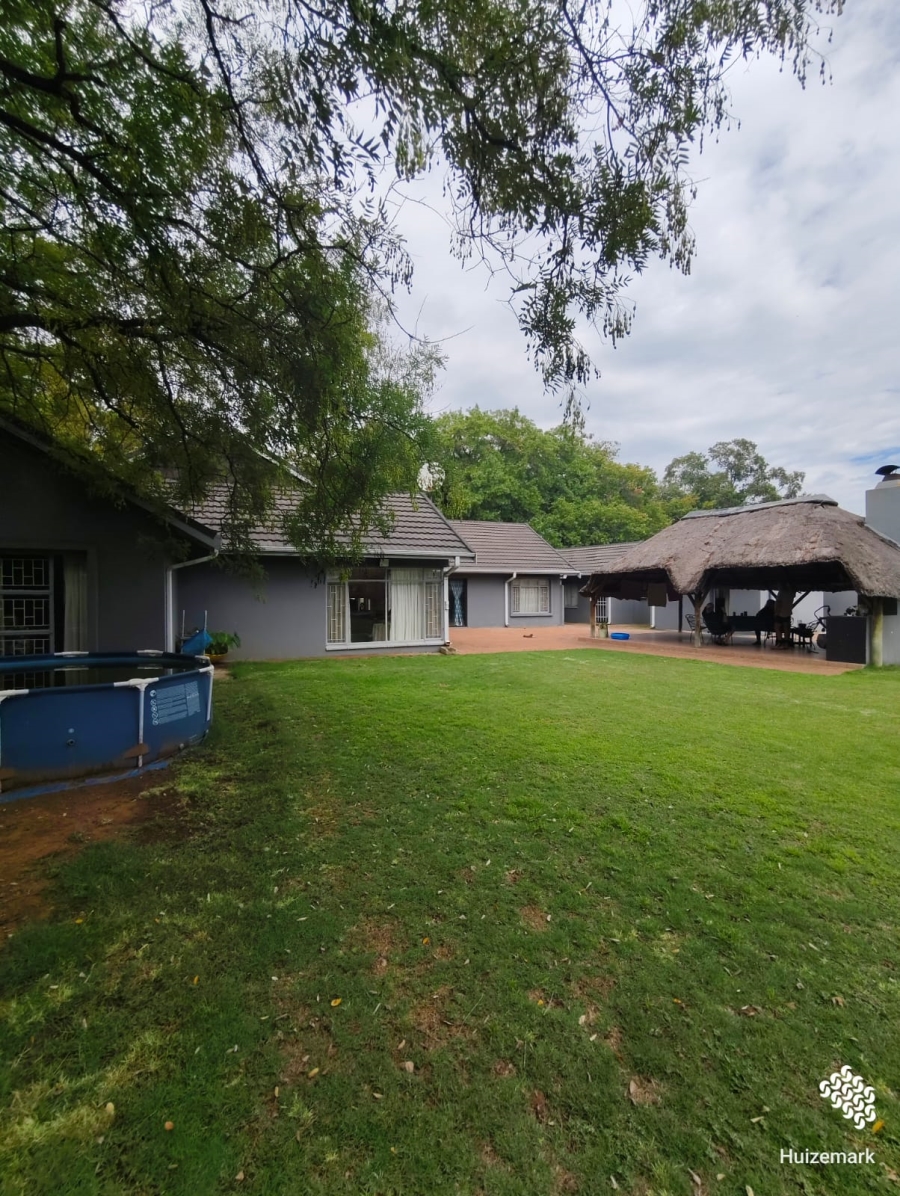 5 Bedroom Property for Sale in Sasolburg Ext 4 Free State